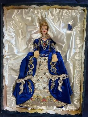 Fabergé Imperial Elegance Barbie with accessories C. 1998
